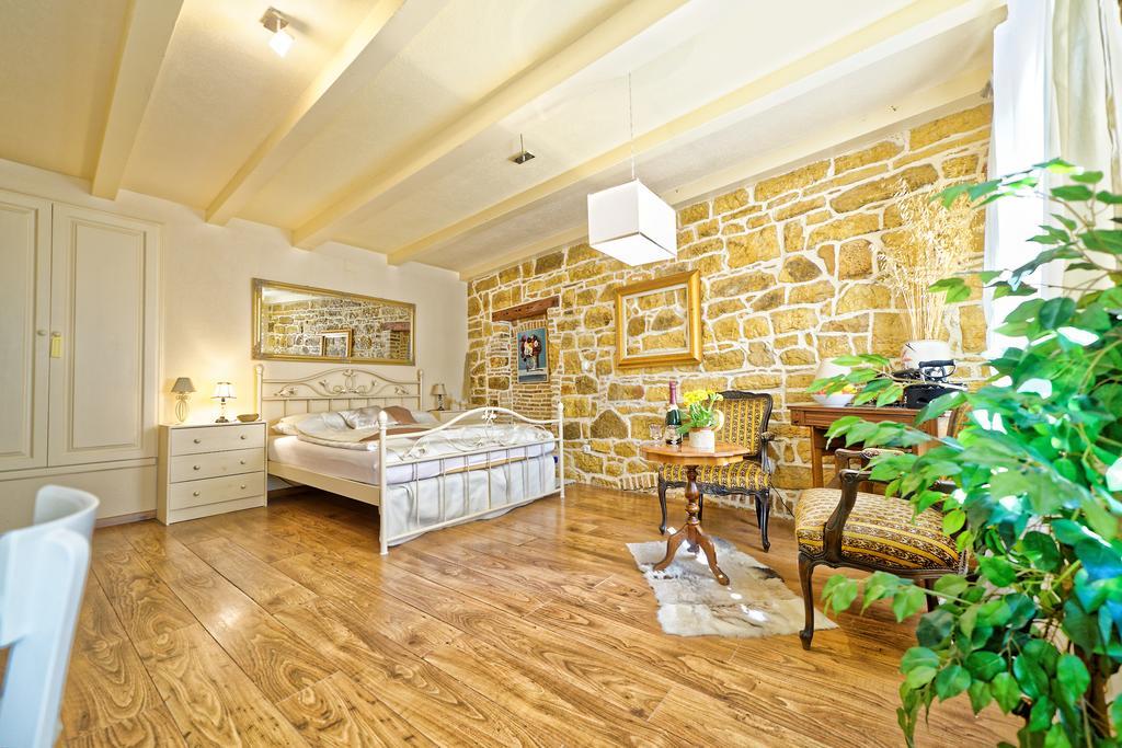 Duplex Apartment Camelia In Charming Old Town Rovinj Exterior foto