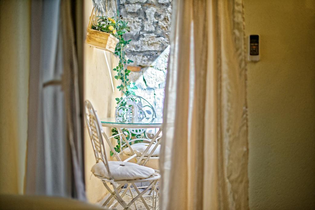 Duplex Apartment Camelia In Charming Old Town Rovinj Exterior foto